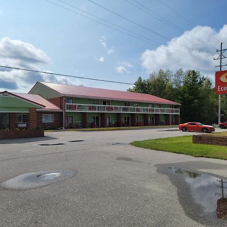 Econo Lodge Cadillac By Choice Εξωτερικό φωτογραφία