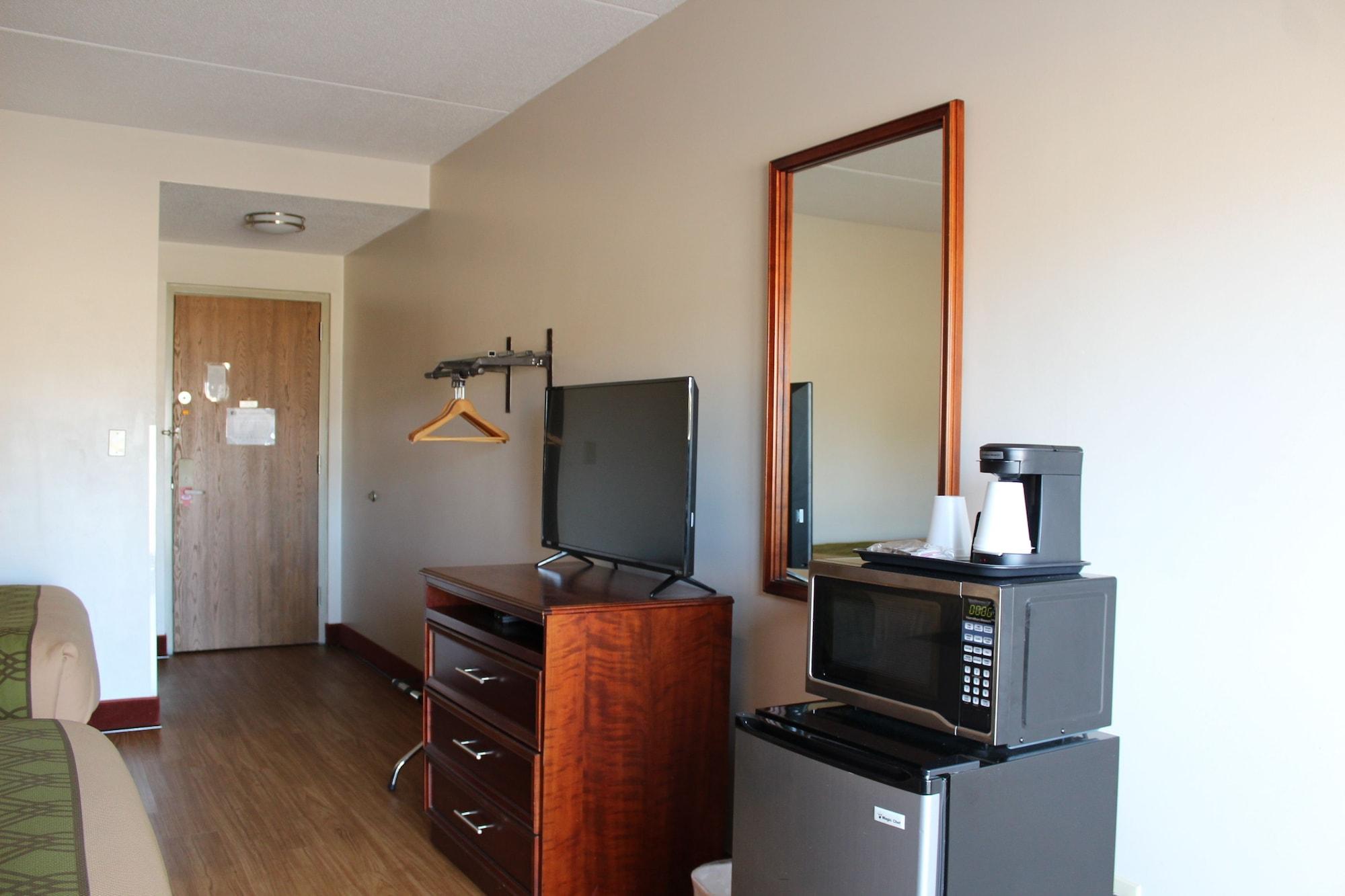 Econo Lodge Cadillac By Choice Εξωτερικό φωτογραφία