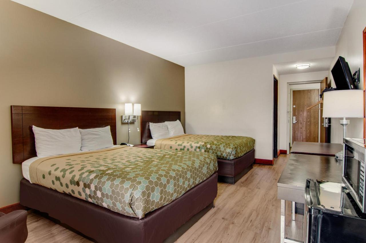 Econo Lodge Cadillac By Choice Εξωτερικό φωτογραφία