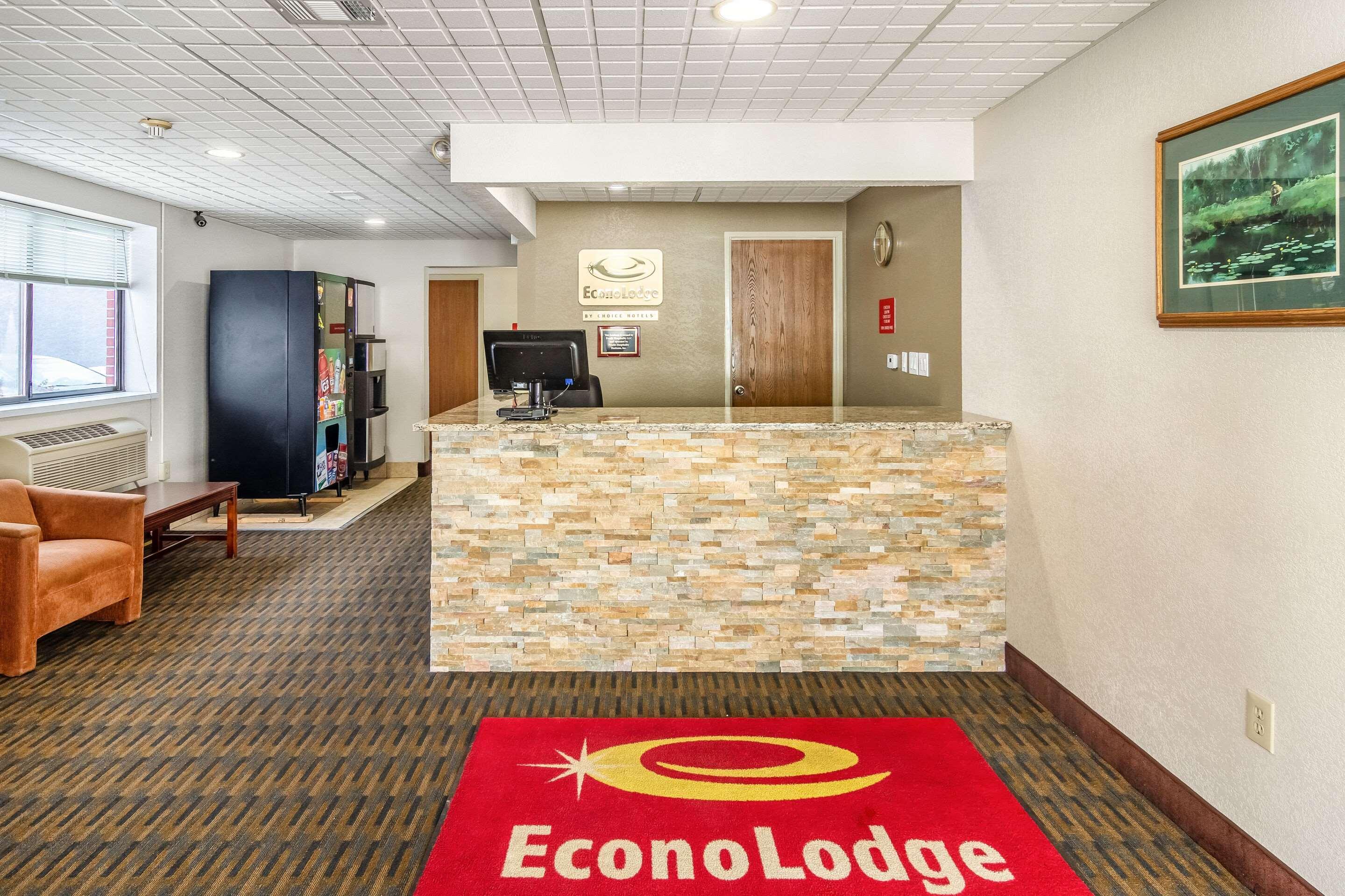 Econo Lodge Cadillac By Choice Εξωτερικό φωτογραφία