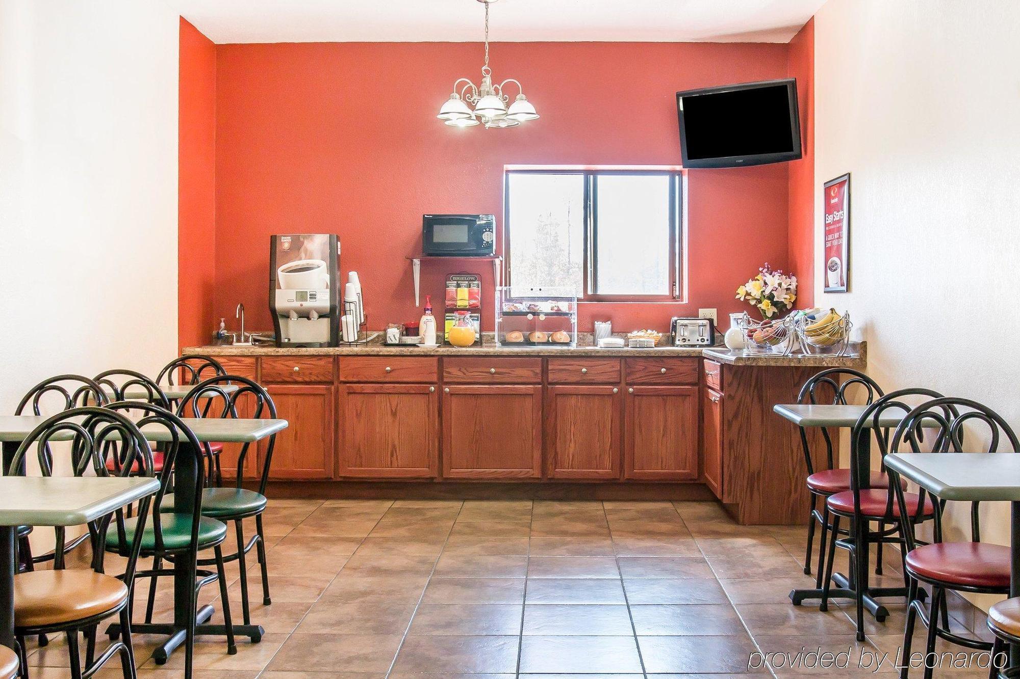 Econo Lodge Cadillac By Choice Εξωτερικό φωτογραφία