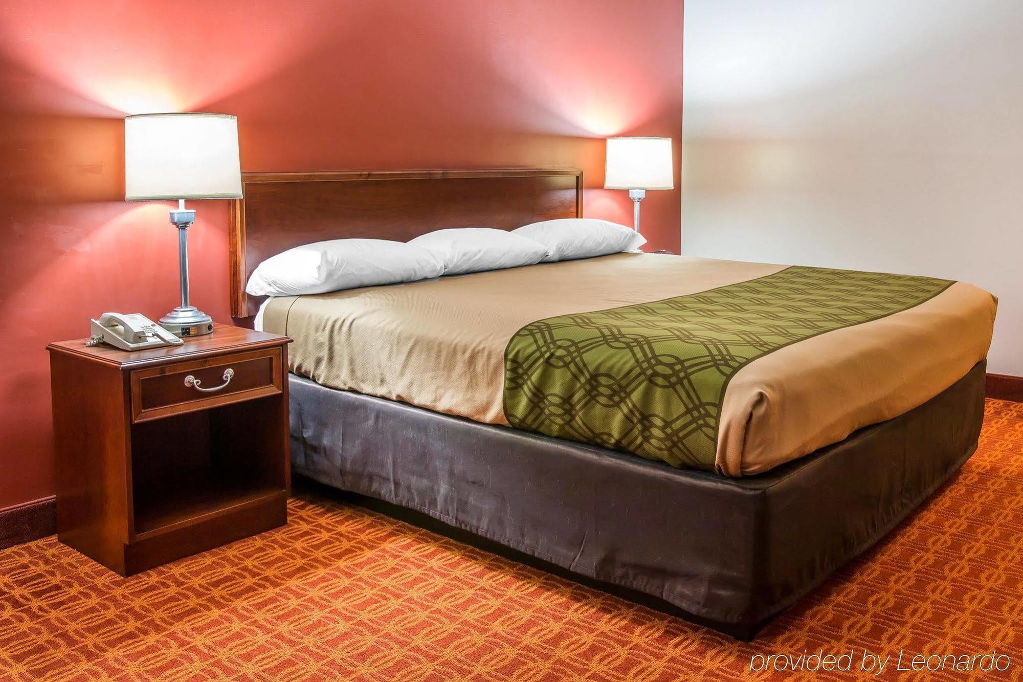 Econo Lodge Cadillac By Choice Εξωτερικό φωτογραφία